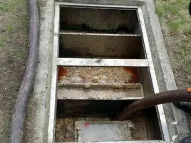 从江隔油池清理